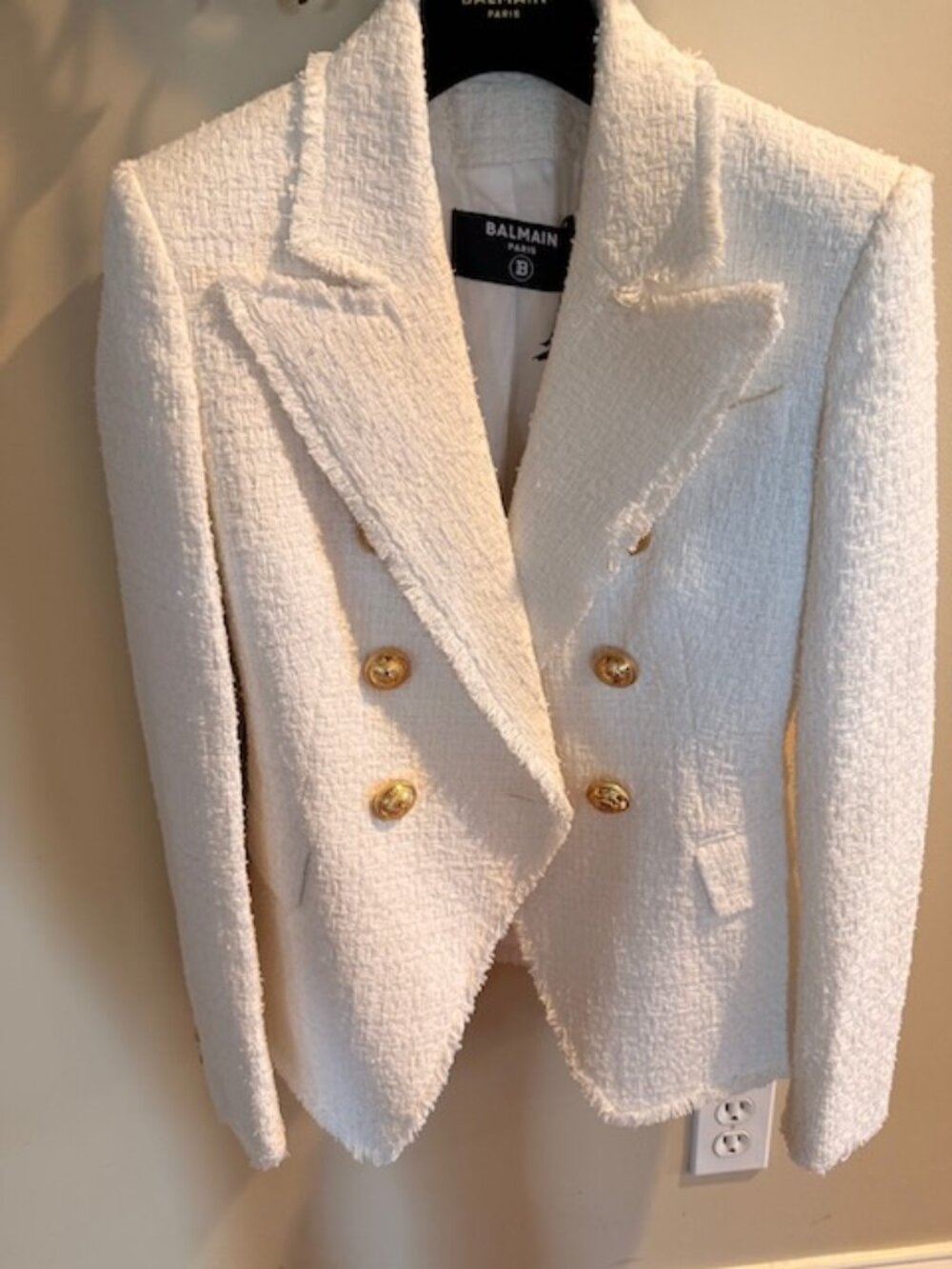 Balmain Classic Double-Breasted Fitted Jacket